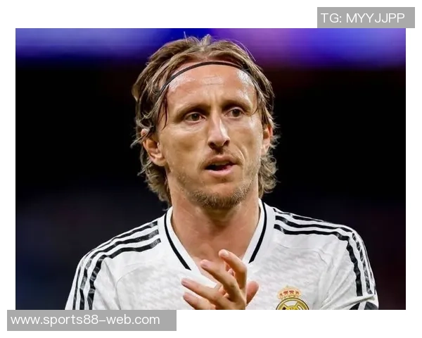 巴萨18岁中场胡安埃尔南德斯合同到期巴黎有意免签引关注