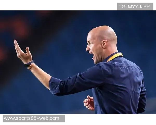 阿贾克斯宣布小克鲁伊夫回归任技术总监并有望成为法定董事